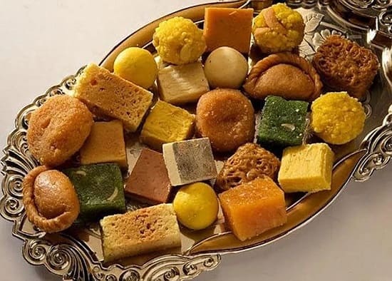 Mix Sweets Pullareddy