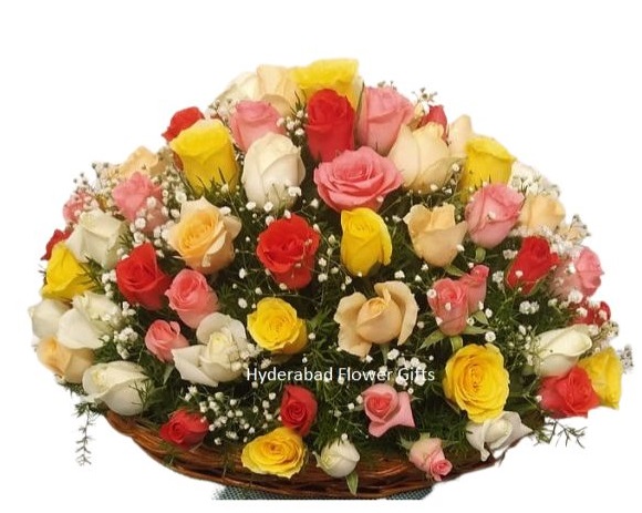 100 Mix Roses Basket